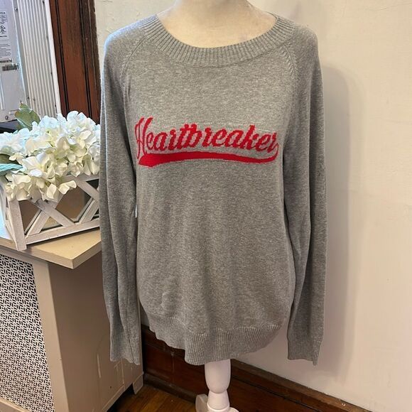 Rebecca Minkoff Sweaters - Rebecca Minkoff cotton long sleeve gray “heartbreaker” sweater Size XS EUC